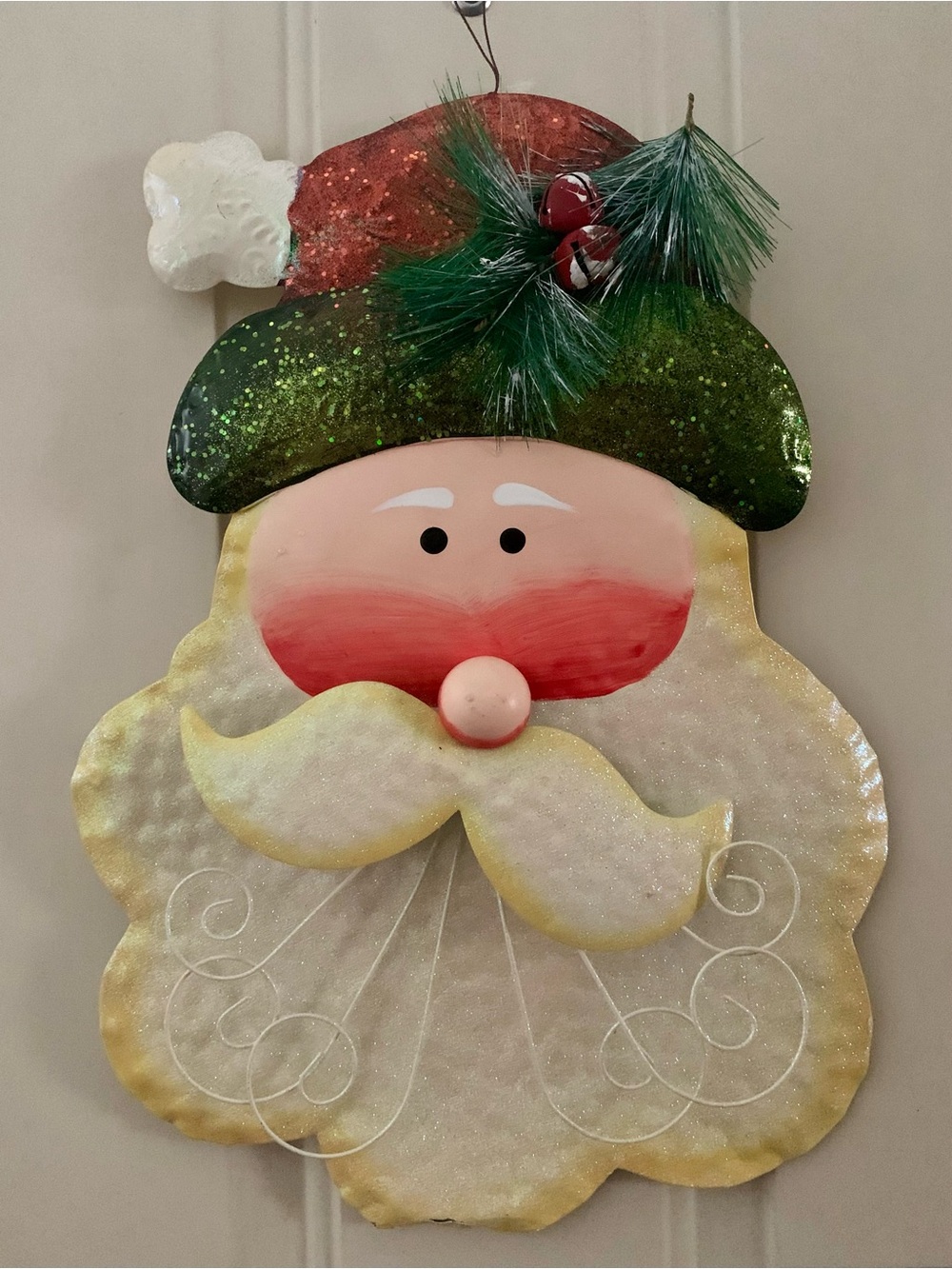 Vintage Style Sheet Metal Hand-painted Santa Face Hanging Home Decor